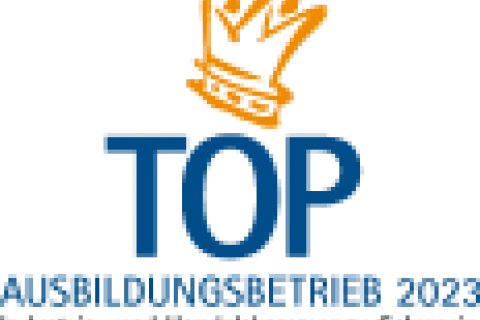 Logo TOP Ausbildungsbetrieb 2024 - blauer Schriftzug mit oranger Krone.
