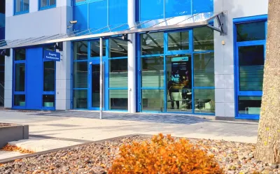 Eingang des Stadtwerke-Kundencenters in der Eckdrift Schwerin.