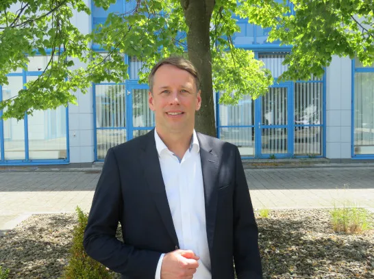 Portrait vom Stadtwerke-Geschäftsführer Hanno Nispel. 